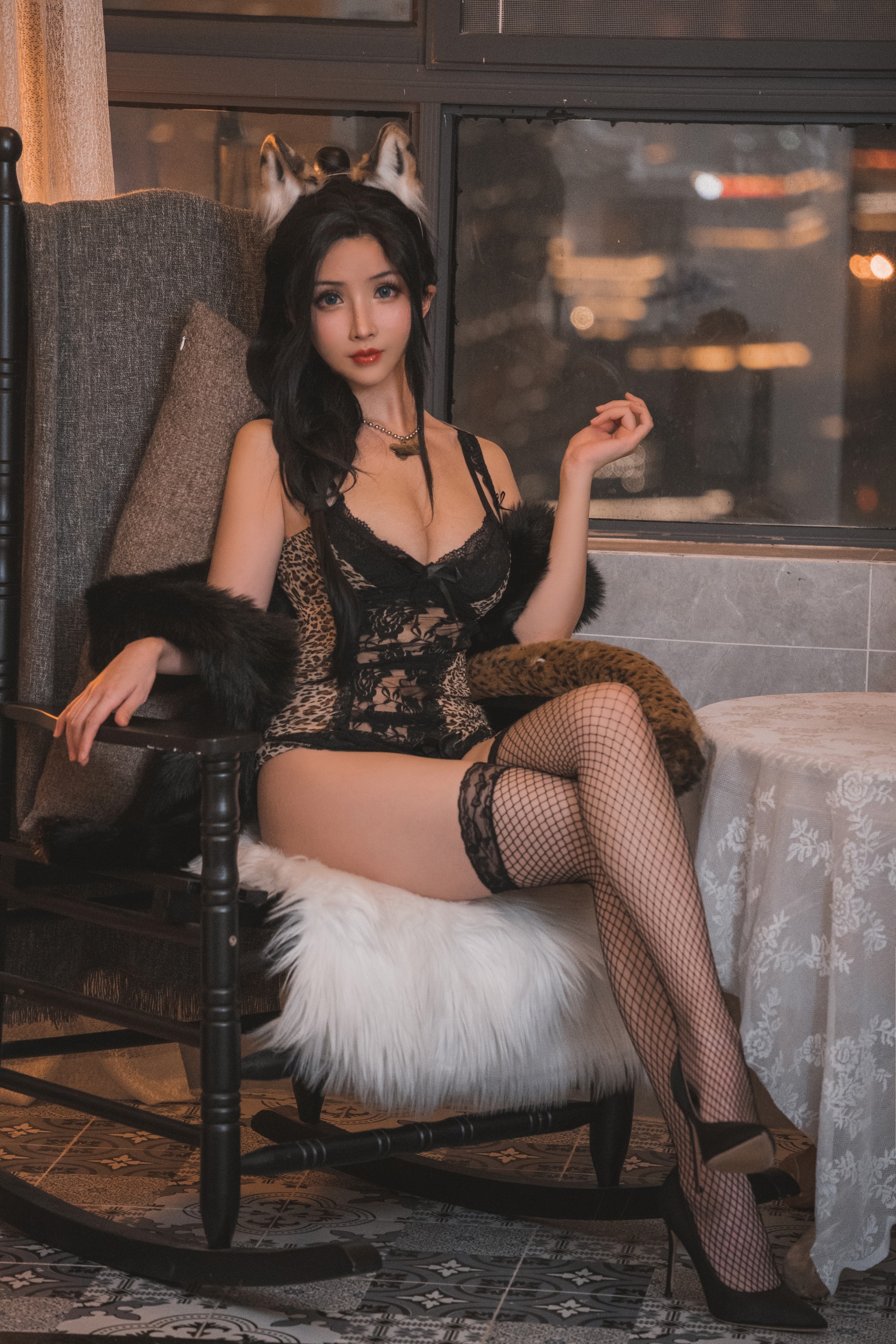 rioko凉凉子 - NO.060 豹子女士的秘密约会 [25P]-XikXak
